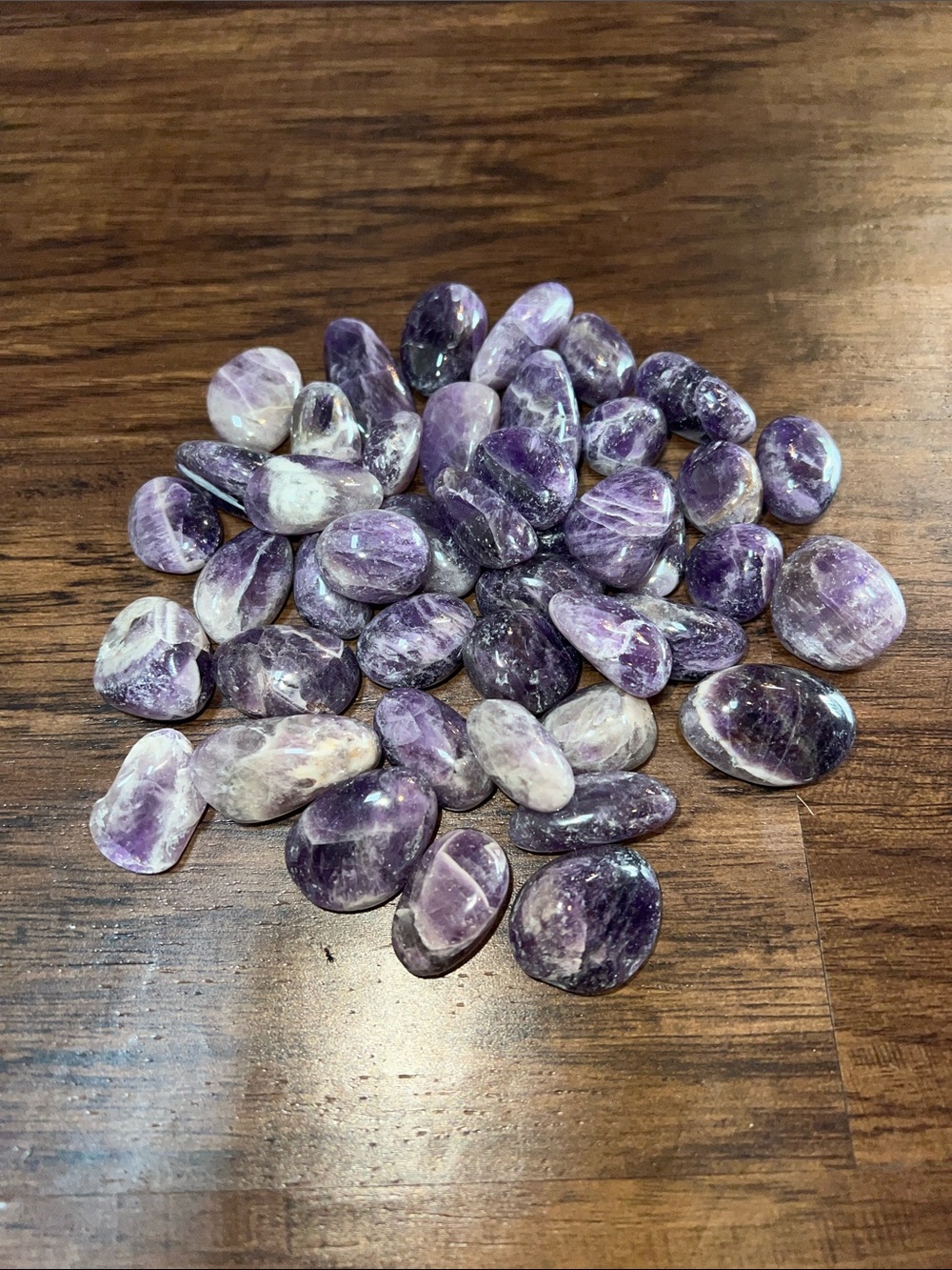 Polished purple healing stones